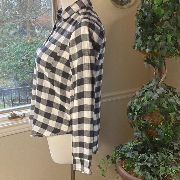Abercrombie & Fitch Black&White Flannel Button Down Top Size XXS - Picture 6 of 11